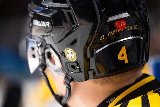 Brynäs Niclas Lundgren med en hyllning till Brynäs