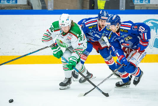 Oskarshamns Emil Wahlberg och Nicklas Heinerö samt Rögles