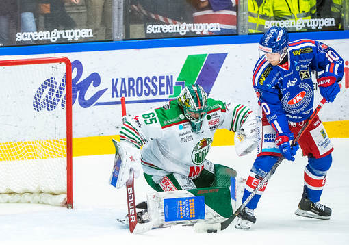 Oskarshamns Nicklas Heinerö och Rögles målvakt