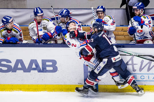 Oskarshamns Mattew Bodie och Linköpings Andrew Gordon