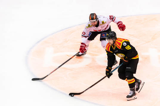 Örebros Ludvig Rensfeldt och Brynäs Jaedon Descheneau