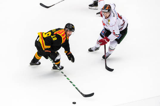 Örebros Gustav Backström och Brynäs Anton Rödin