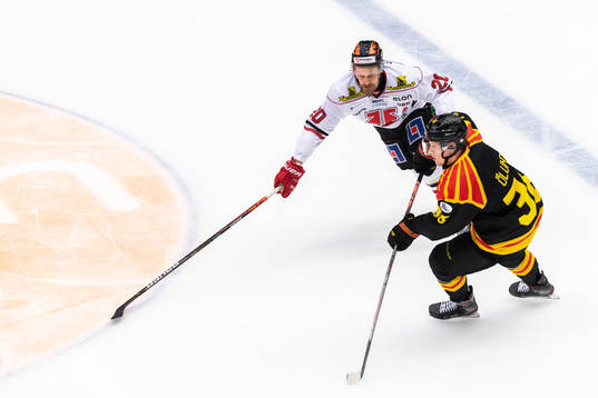 Örebros Marcus Weinstock och Brynäs Linus Ölund