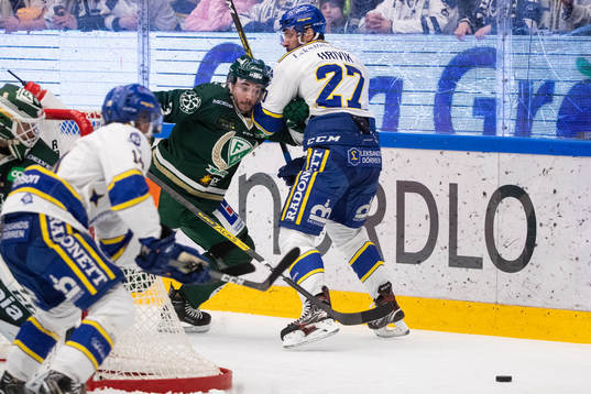 Färjestads Jens Westin och Leksands Marek Hrivik