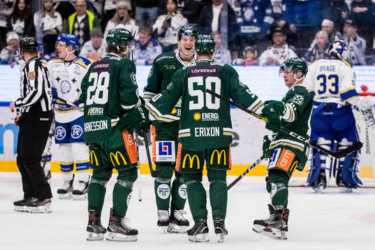 Färjestads Sebastian Erixon jublar