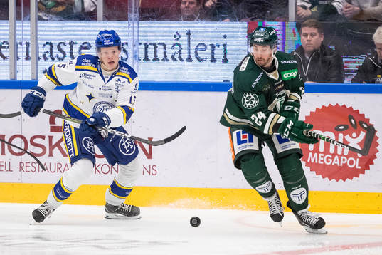 Leksands Emil Heineman och Färjestads Jonathon Blum