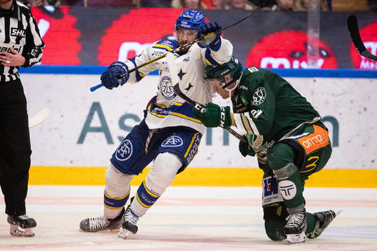 Leksands Marek Hrivik och Färjestads Johan Ryno