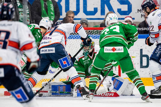 Växjös Martin Lundberg gör 0-1
