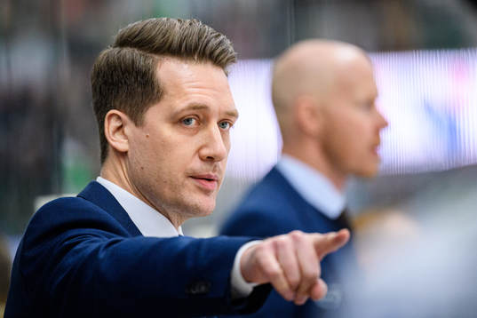 Växjös tränare Sam Hallam