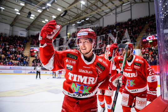 Timrås Filip Lander jublar