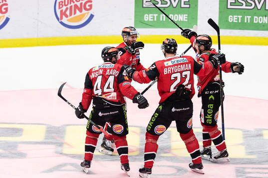 Malmö Redhawks Jesper Jensen jublar