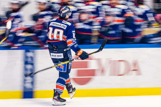 Växjös Richard Gynge jublar
