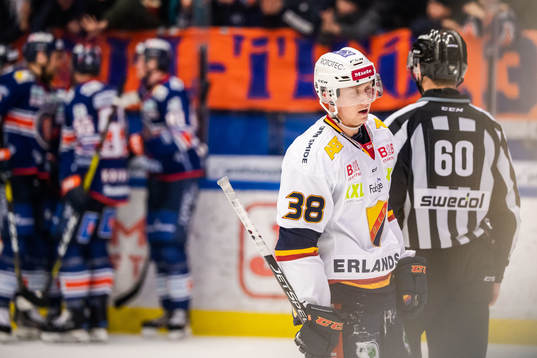 Djurgårdens Olle Alsing deppar