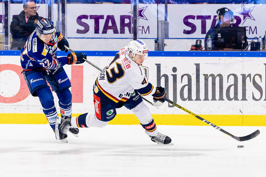 Djurgårdens Tom Nilsson faller