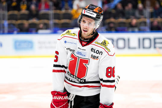 Örebros Mathias Bromé deppar