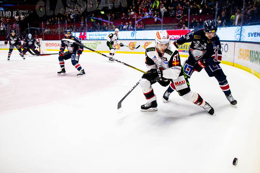 Malmö Redhawks Konstantin Komarek och Linköpings Jaakko