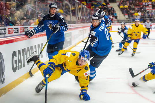 Santeri Tatakka of Finland and David Gustafsson of Sweden