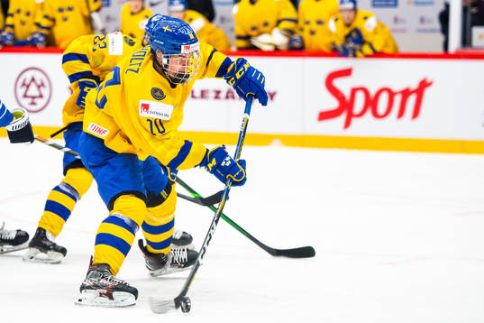Alexander Holtz of Sweden