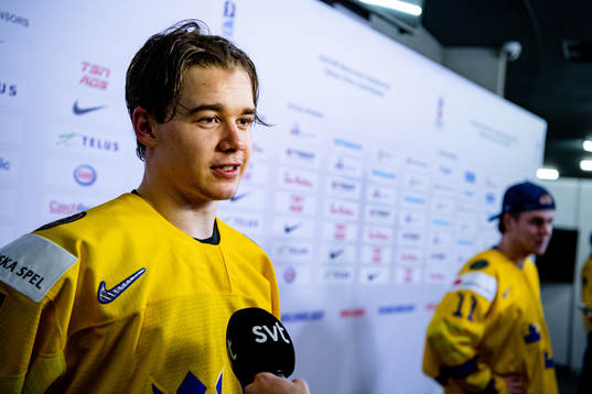 Alexander Holtz of Sweden