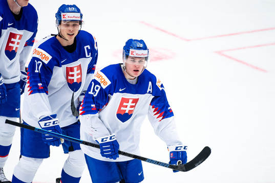Robert Dzugan of Slovakia celebrates the 3-1 goal