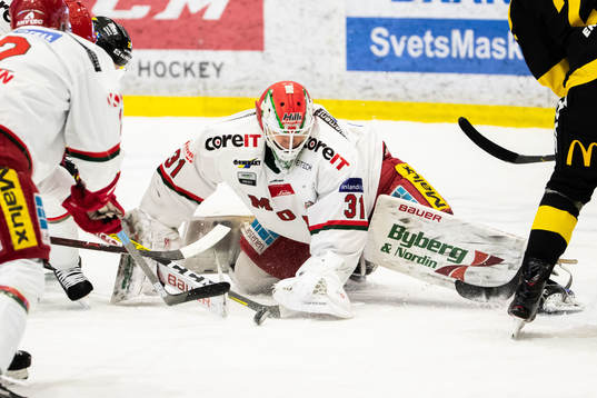 Modos målvakt Linus Lundin