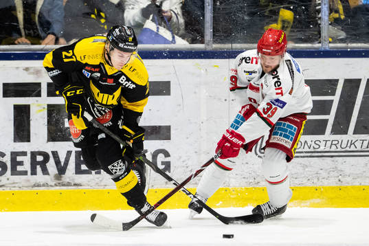 Västerås Sebastian Benker och Modos Tobias Enström