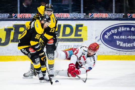 Västerås Kenny Källström och Kelsey Tessier mot Modos