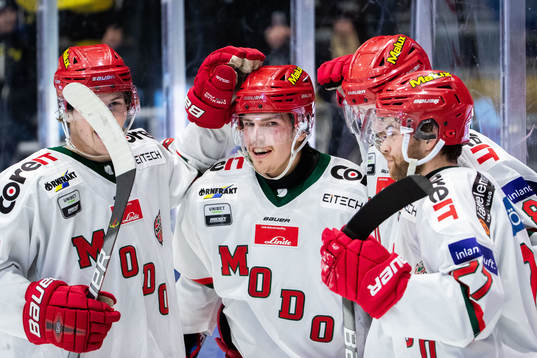 Bläddra bland fler bilder av Ishockey, Hockeyallsvenskan, Västerås - Modo