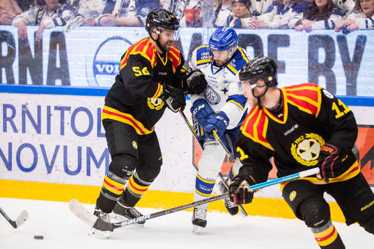 Brynäs Jonathan Sigalet och Leksands Marek Hrivik