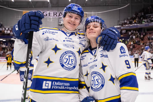Leksands Lucas Nordsäter och Marcus Karlberg jublar