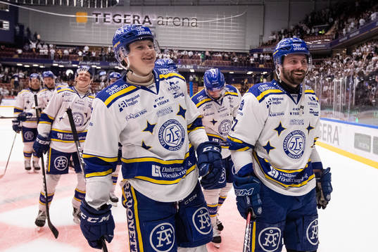 Leksands Lucas Nordsäter och Daniel Olsson Trkulja  jublar