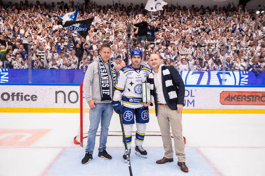Leksands Oskar Lang utsedd till matchens lirare
