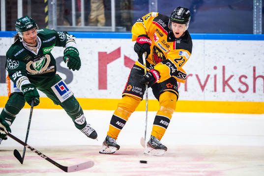 Färjestads Jesper Olofsson och Luleås Jesper Sellgren
