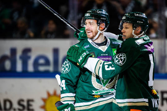 Färjestads Jonathon Blum jublar
