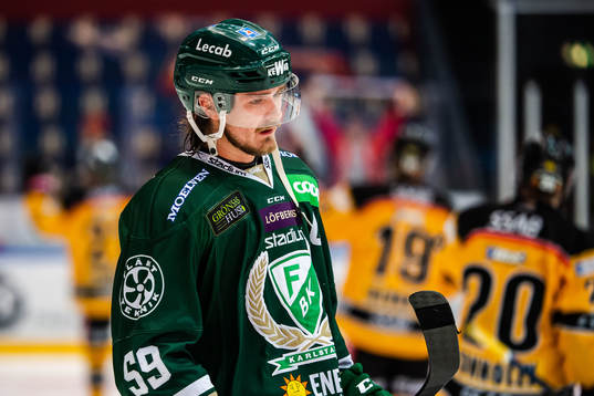 Färjestads Linus Johansson deppar