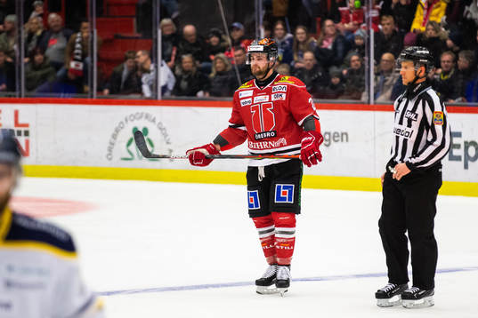Örebros Aaron Irving deppar