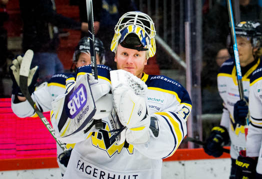s målvakt Jonas Gunnarsson är glad