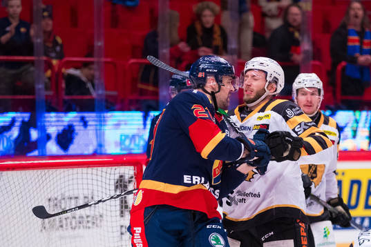Djurgårdens Patrik Berglund och Skellefteås Petter