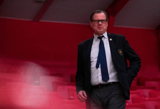 Djurgårdens ordförande Kaarel Lehiste på läktaren