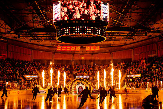 Frölundas intro innan ishockeymatchen i SHL mellan