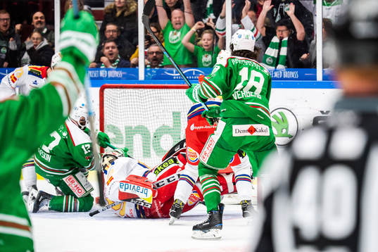 Rögles Taylor Matson gör 0-1