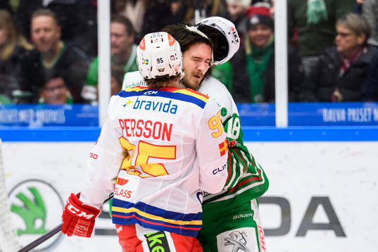 Rögles Dennis Everberg och Malmö Redhawks Carl Persson