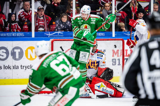 Rögles Leon Bristedt gör 0-2