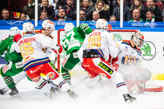 Rögles Leon Bristedt gör 1-3 bakom Malmö Redhawks