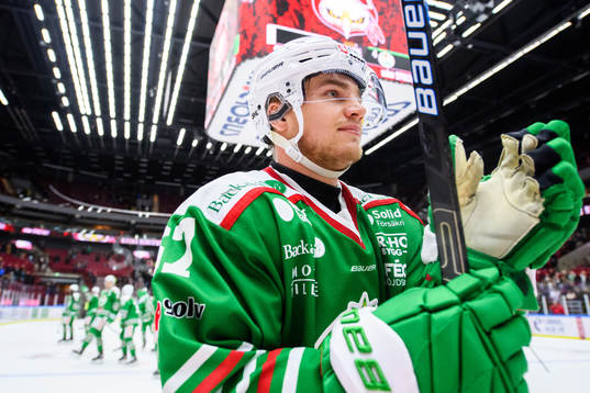 Rögles Leon Bristedt jublar