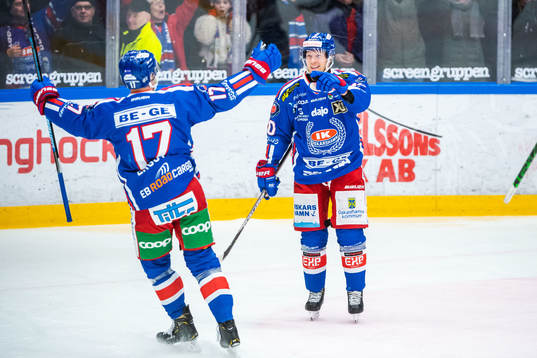 Oskarshamns Nicklas Heinerö och Jonas Engström jublar