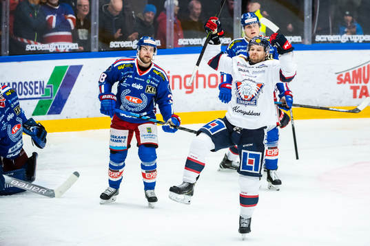 Linköpings Andrew Gordon jublar