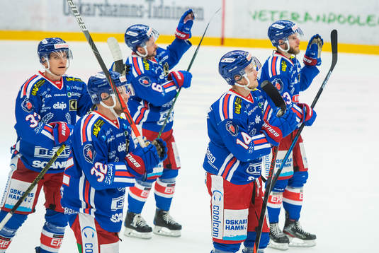 Oskarshamns spelare jublar