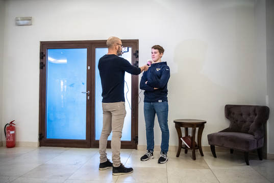 Nils Lundkvist of Sweden is interviewed by by Hans