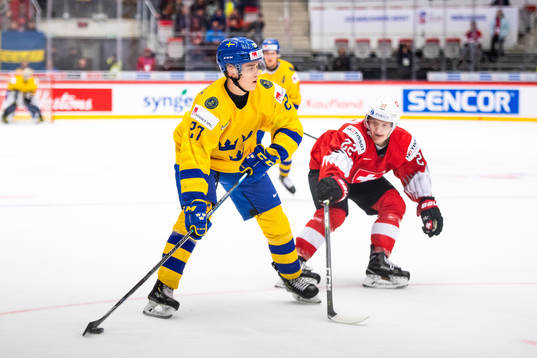 Nils Lundkvist of Sweden and Joel Salzgeber of Switzerland